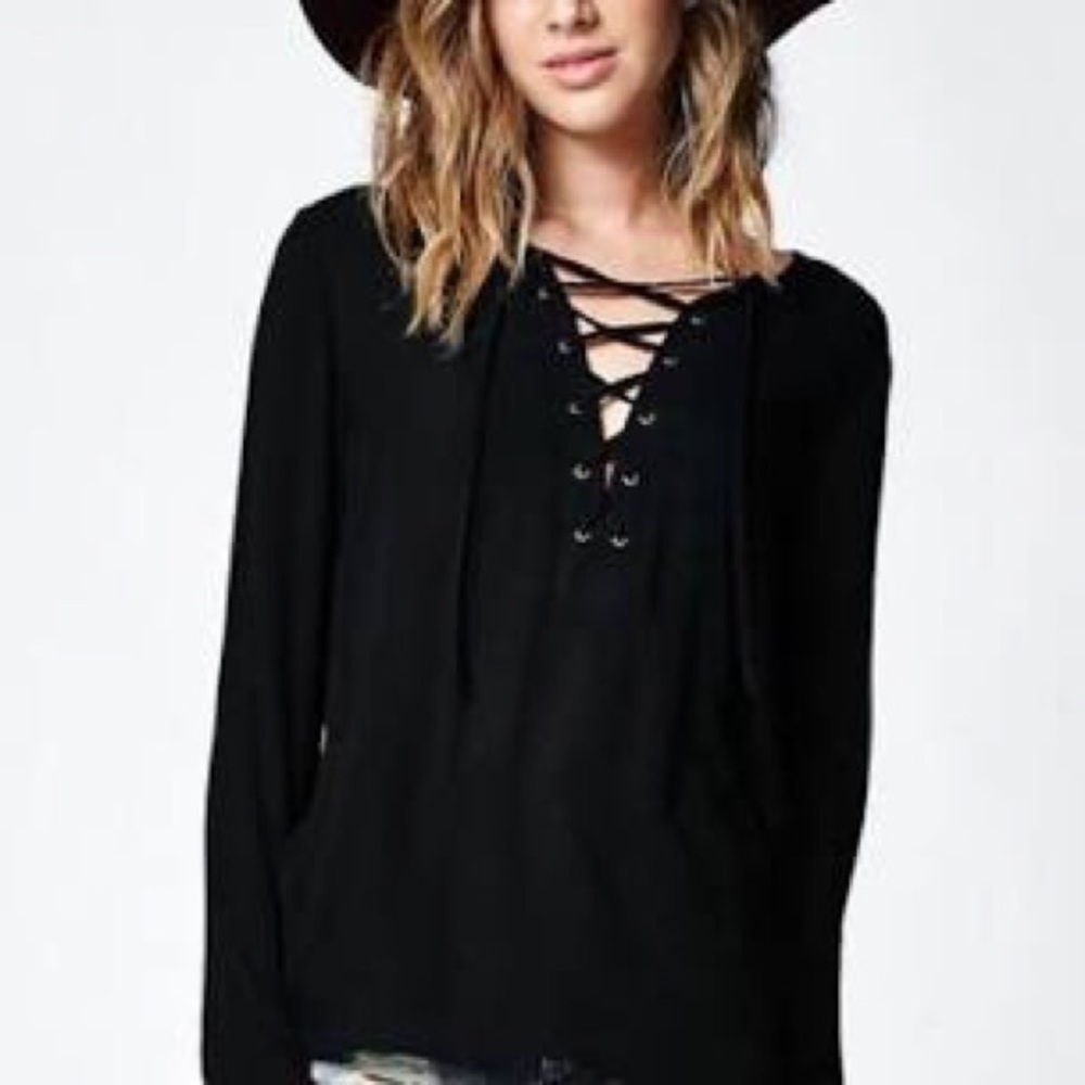 LA Hearts by PacSun black long sleeve lace up top